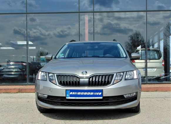 Skoda Octavia cena 74900 przebieg: 79360, rok produkcji 2018 z Orneta małe 379